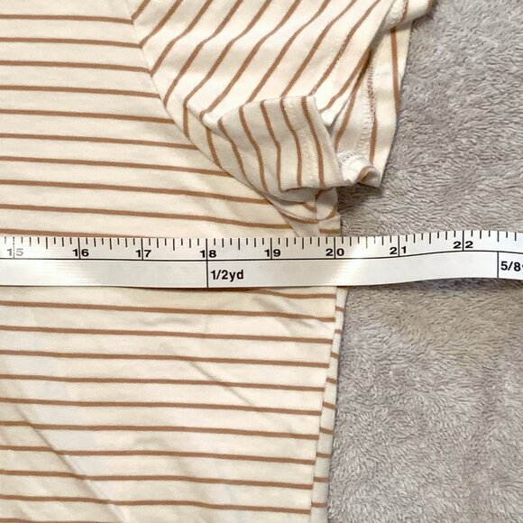 Old Navy Striped Crop Tee - Picture 6 of 8